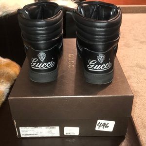 Gucci Hysteria Padded Hi-Top Sneakers. Size 7.